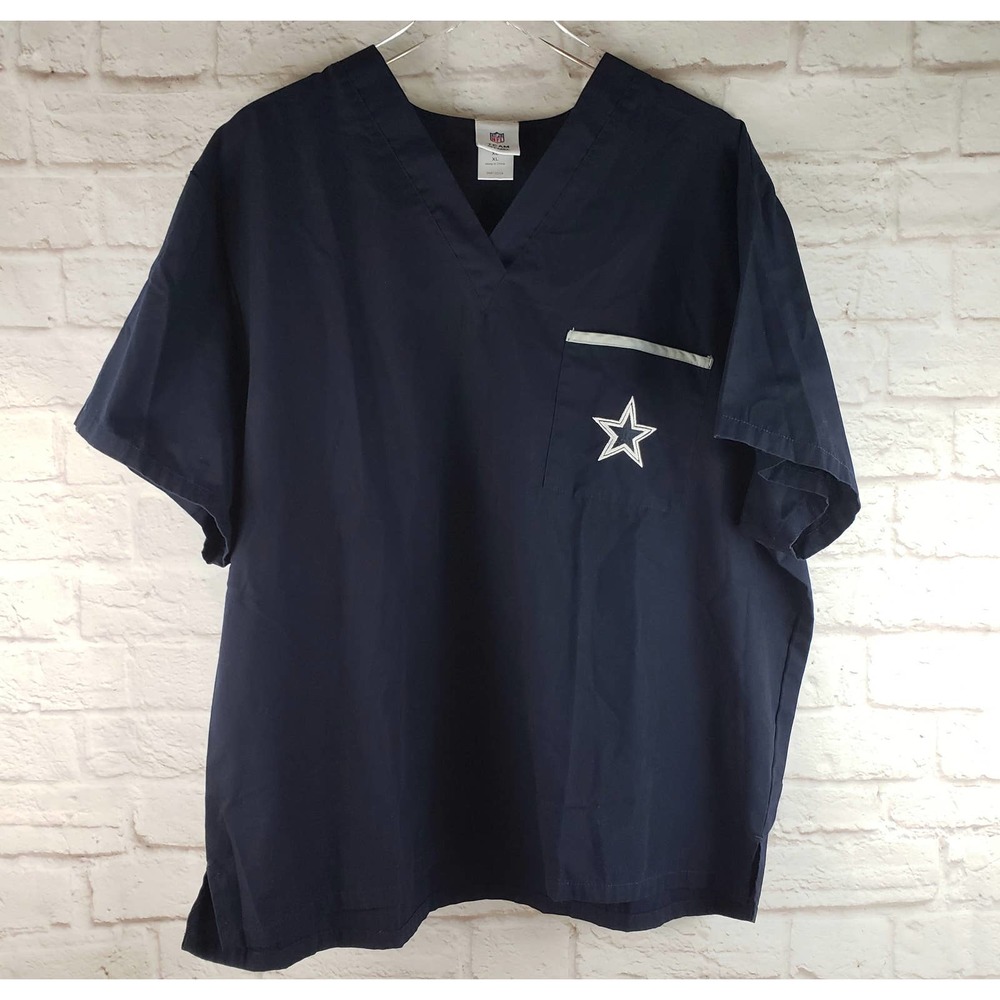 ⭐️SOLD⭐️NFL Team Apparel Dallas Cowboys Scrub Top - Picture 1 of 5